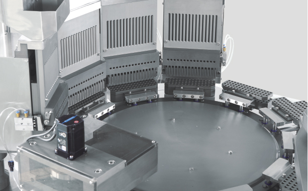 NJP-7800C Machine de remplissage de capsules vides tout-en-un de taille 1